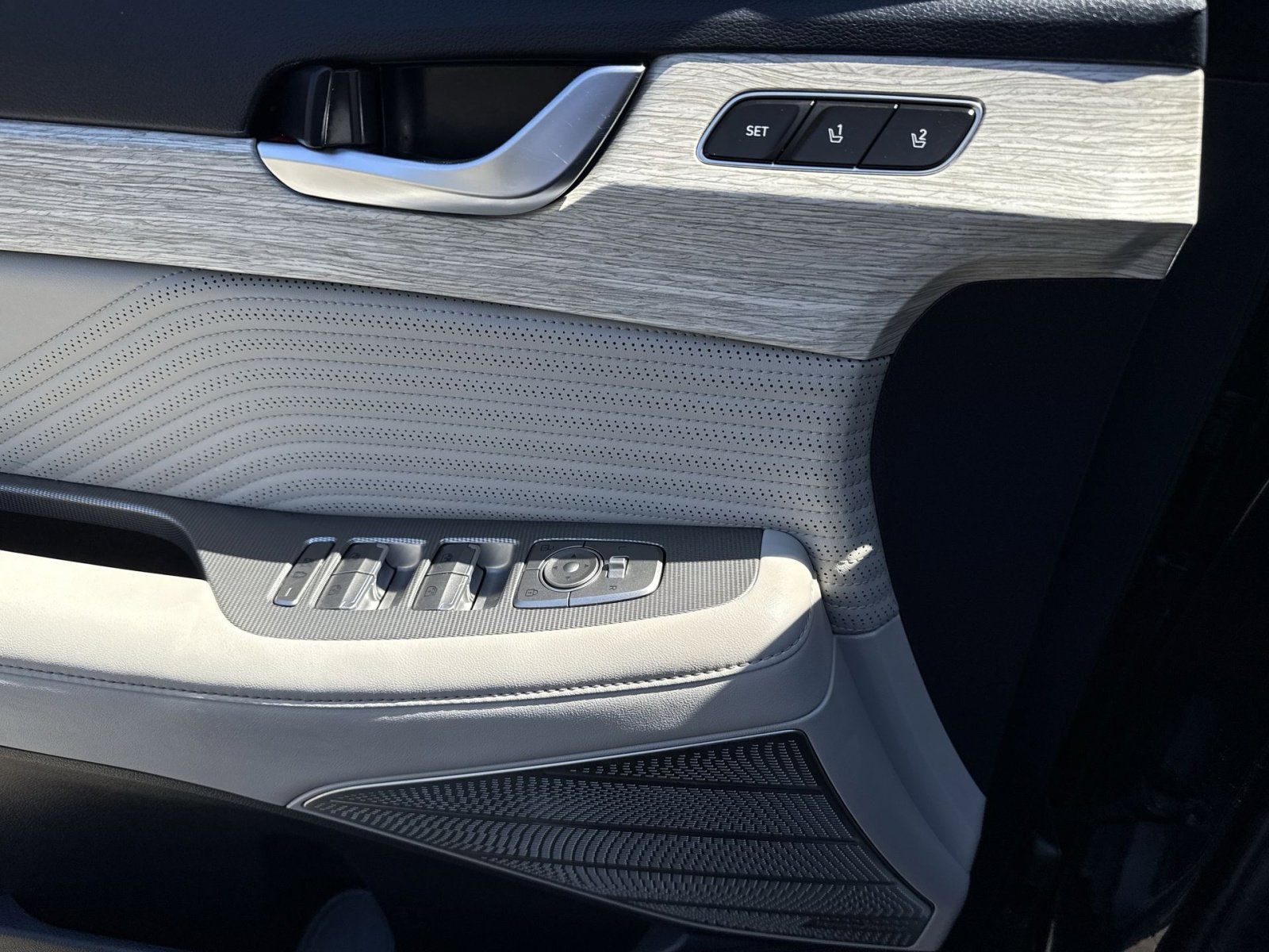 Used 2024 Hyundai Palisade Calligraphy FWD image 15