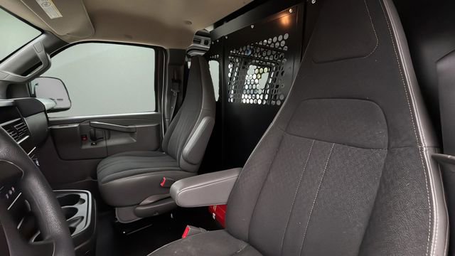 Used 2024 Chevrolet Express 2500 w/ Driver Convenience Package RWD image 20