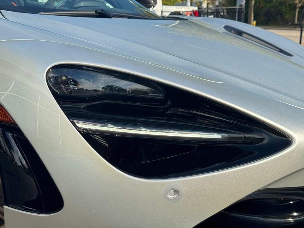 Used 2022 McLaren 720S Performance image 35