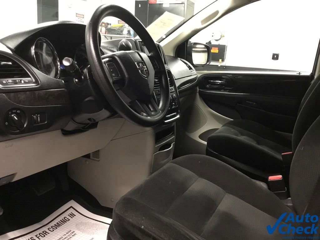 Used 2015 Dodge Grand Caravan SE w/ Quick Order Package 29E SE image 21