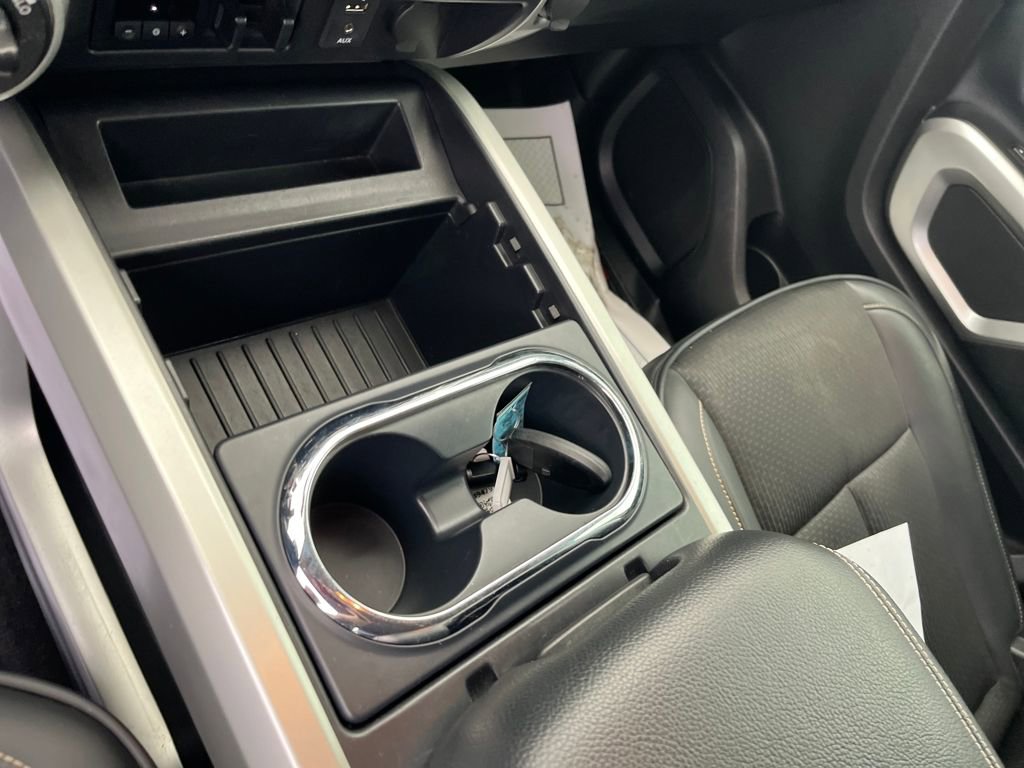 Used 2017 Nissan Titan PRO-4X image 16