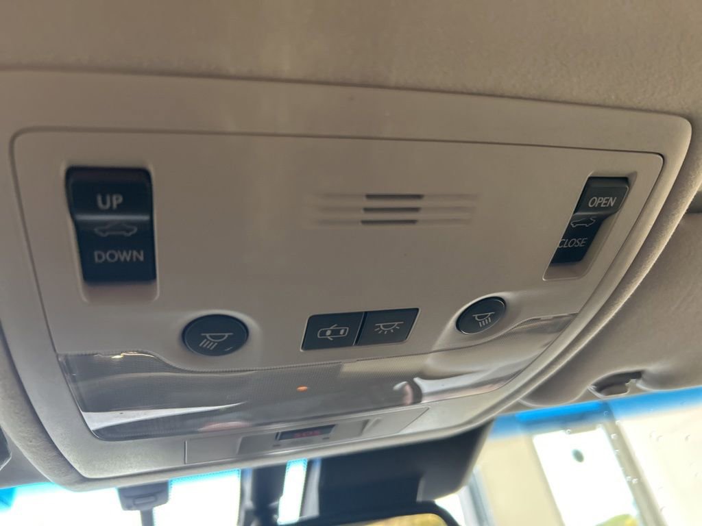 Used 2015 Lexus ES 350 w/ Ultra Luxury Package image 12