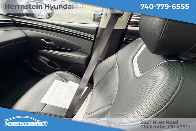 Certified 2022 Hyundai Tucson Limited AWD/4WD image 11