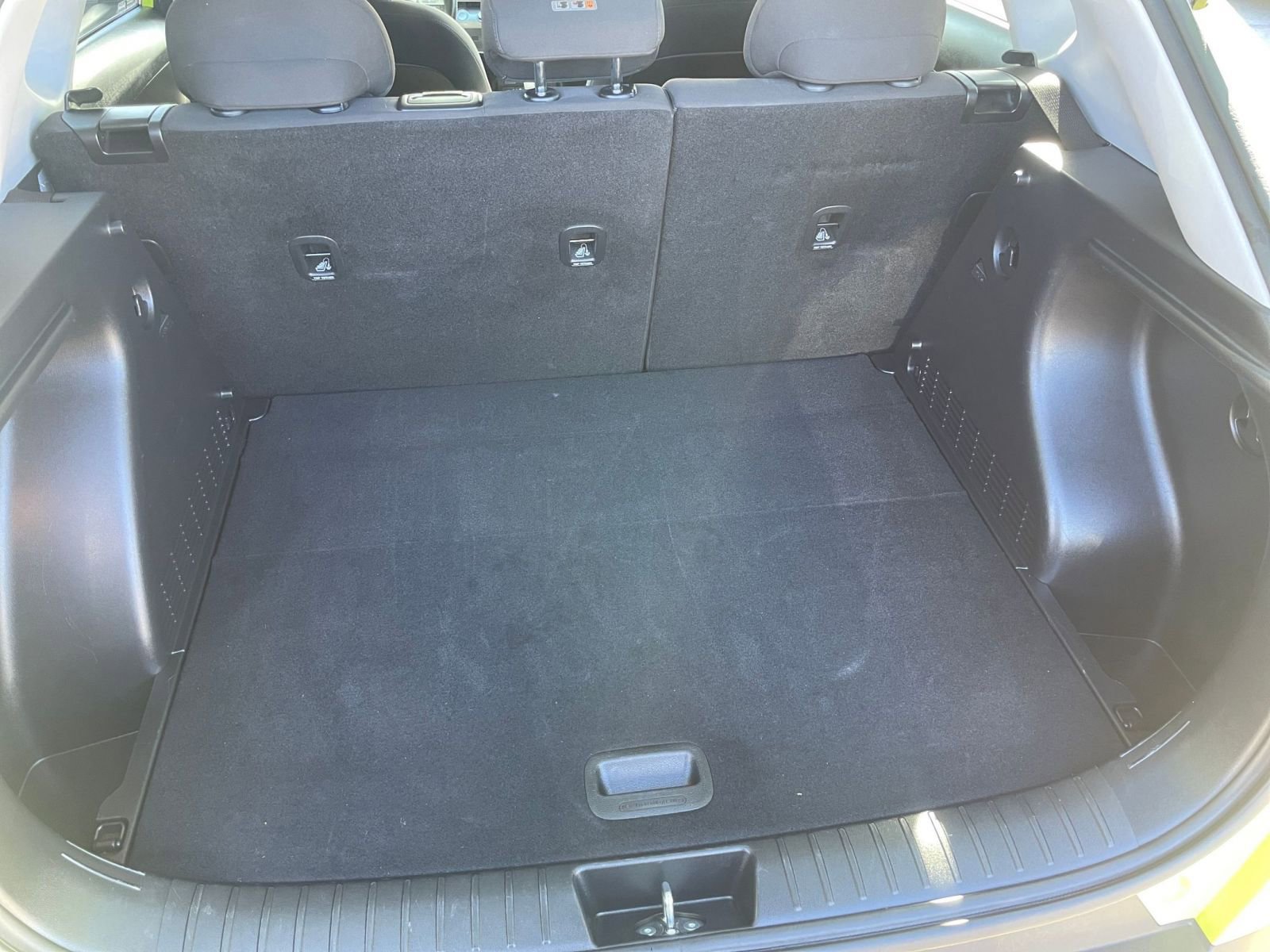 Used 2025 Hyundai Kona SEL image 31