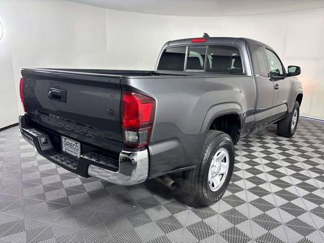 Used 2022 Toyota Tacoma SR5 image 9