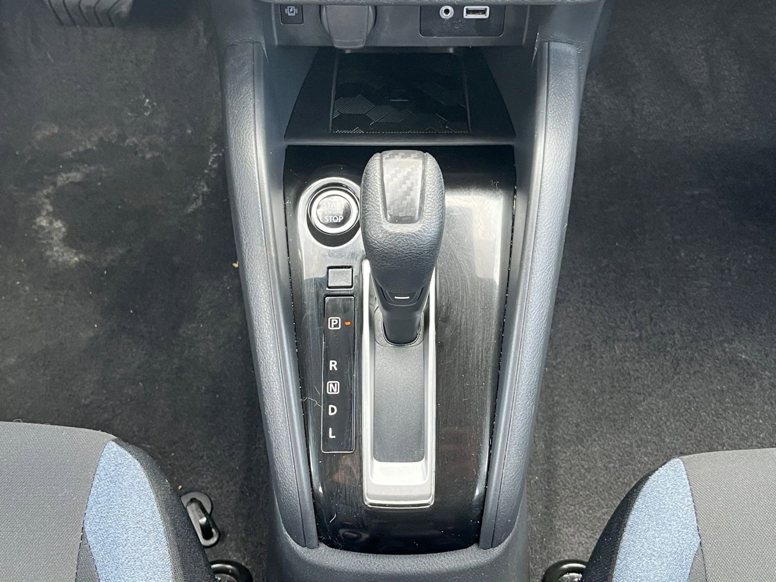 Used 2025 Nissan Versa SV image 37