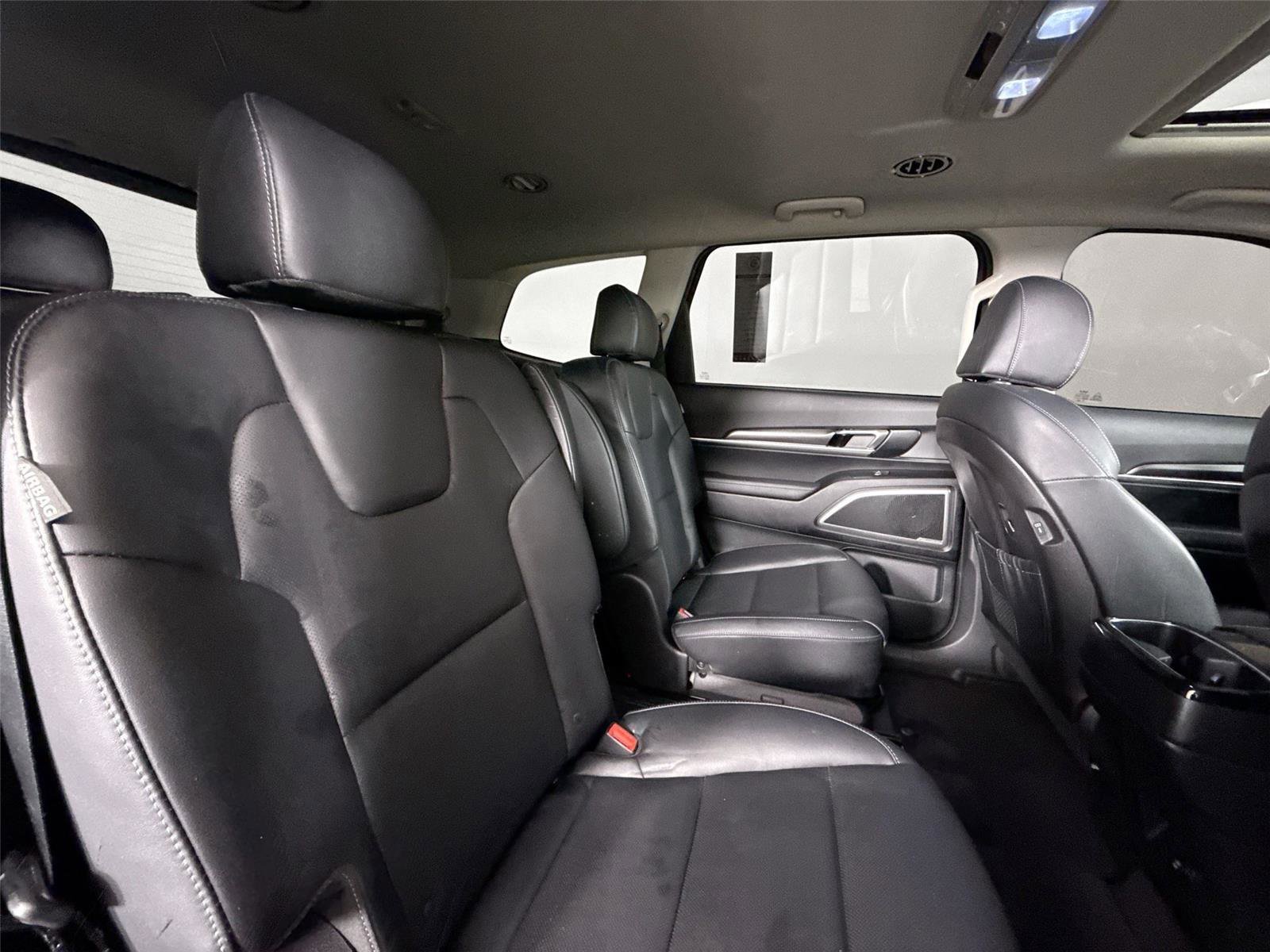 Used 2023 Kia Telluride S w/ S Sunroof Package image 40