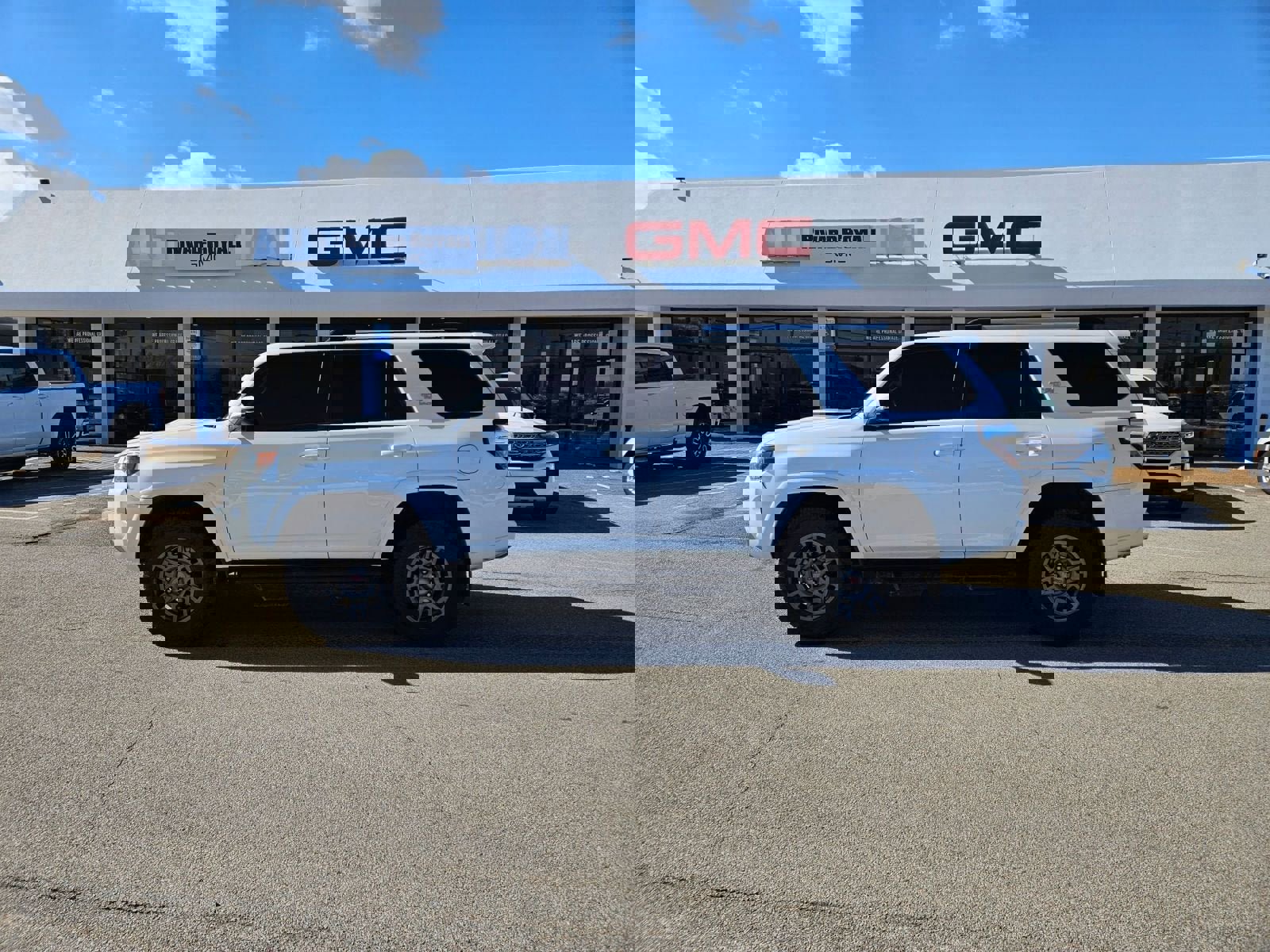 Used 2018 Toyota 4Runner TRD Off-Road Premium image 34