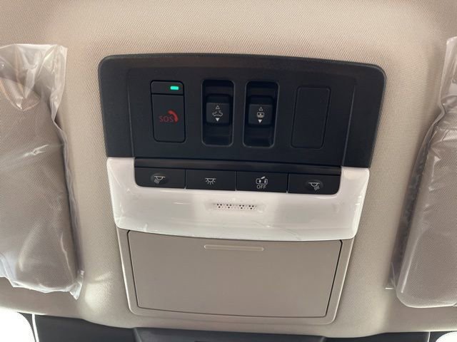 New 2026 Nissan Pathfinder Platinum image 34