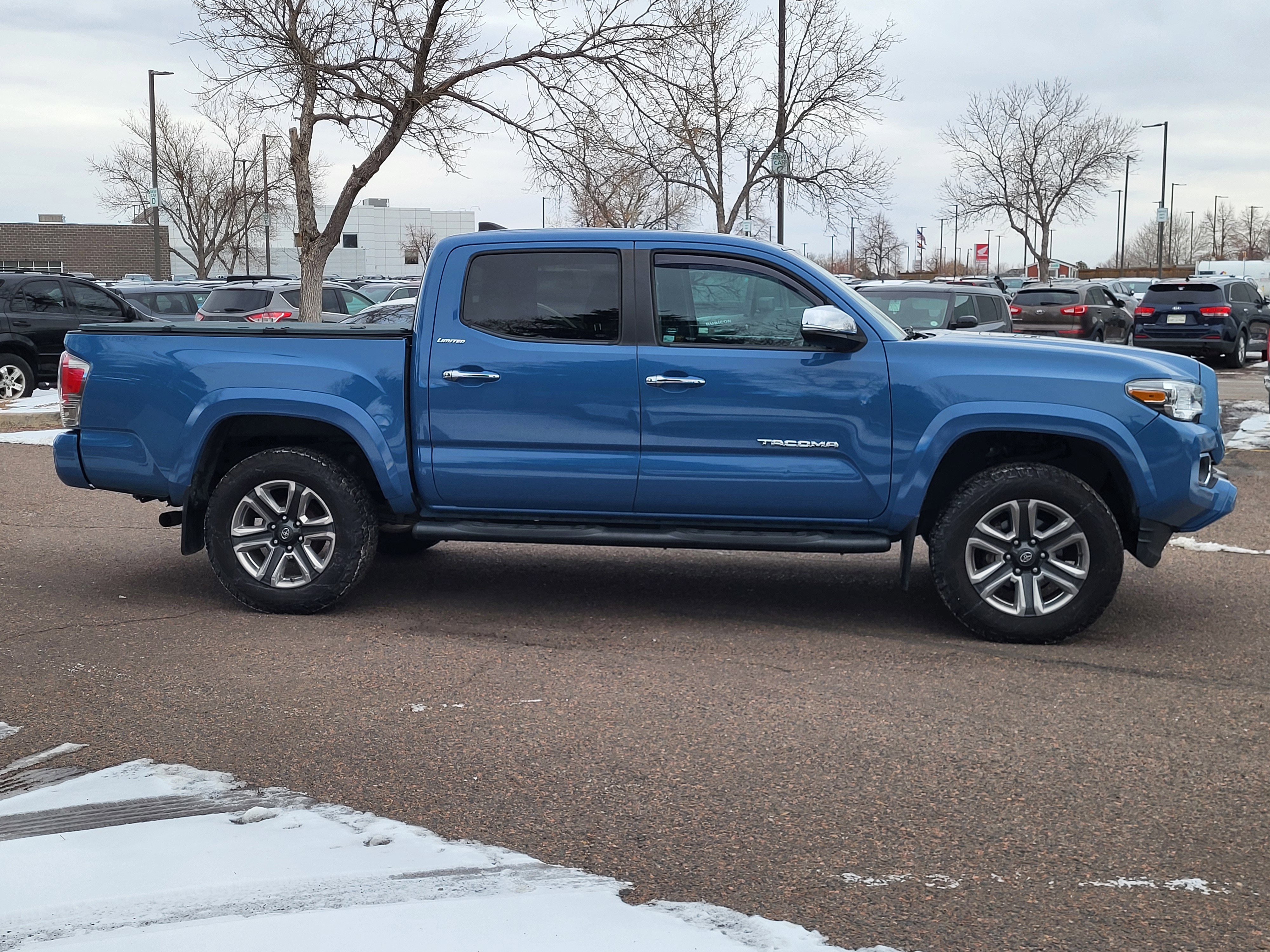Used 2019 Toyota Tacoma SR5 image 2
