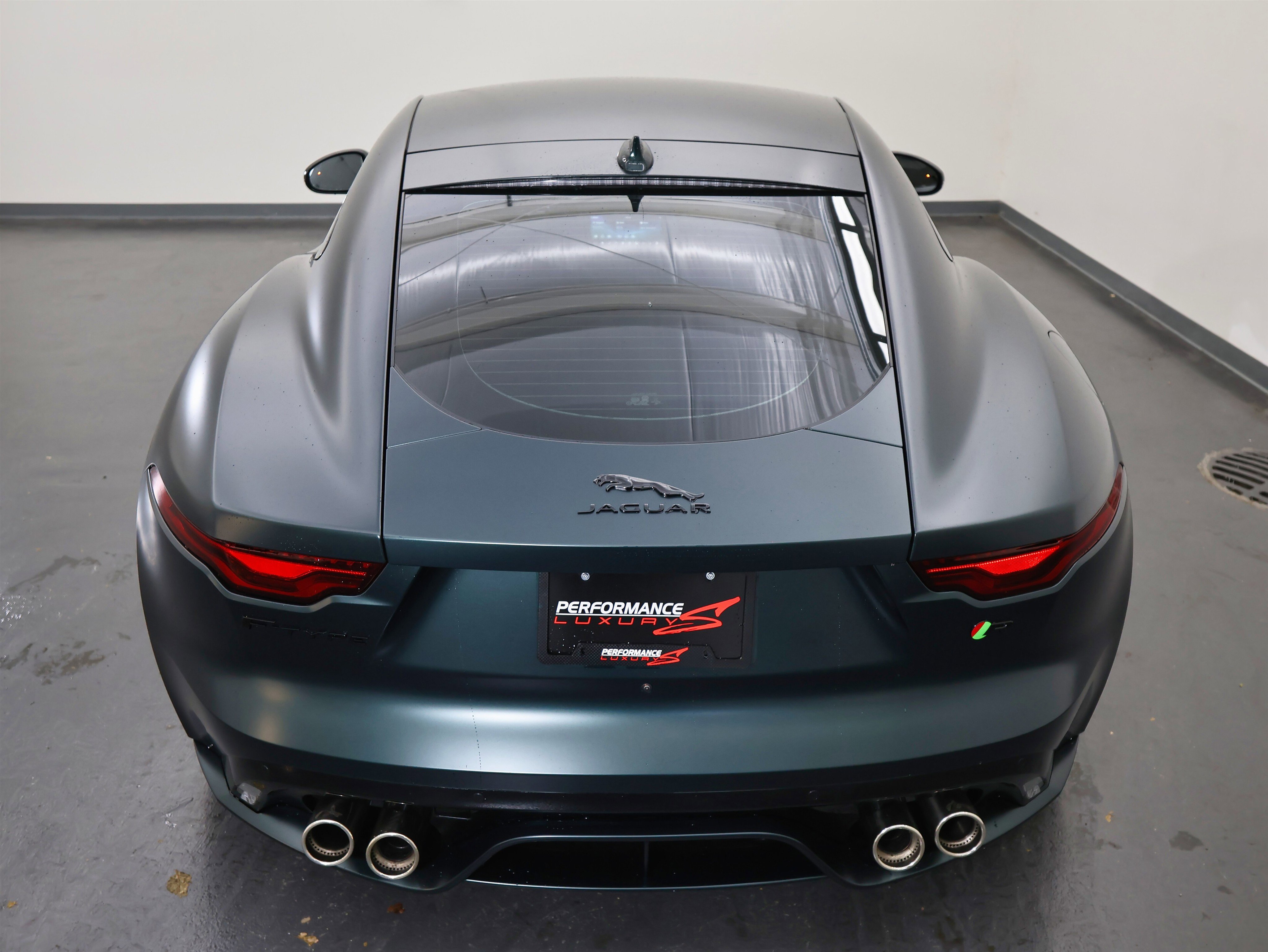 Used 2023 Jaguar F-TYPE R image 10