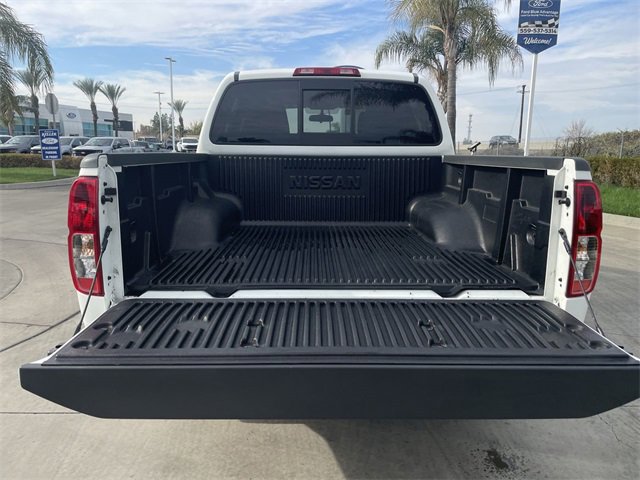 Used 2020 Nissan Frontier SV image 24