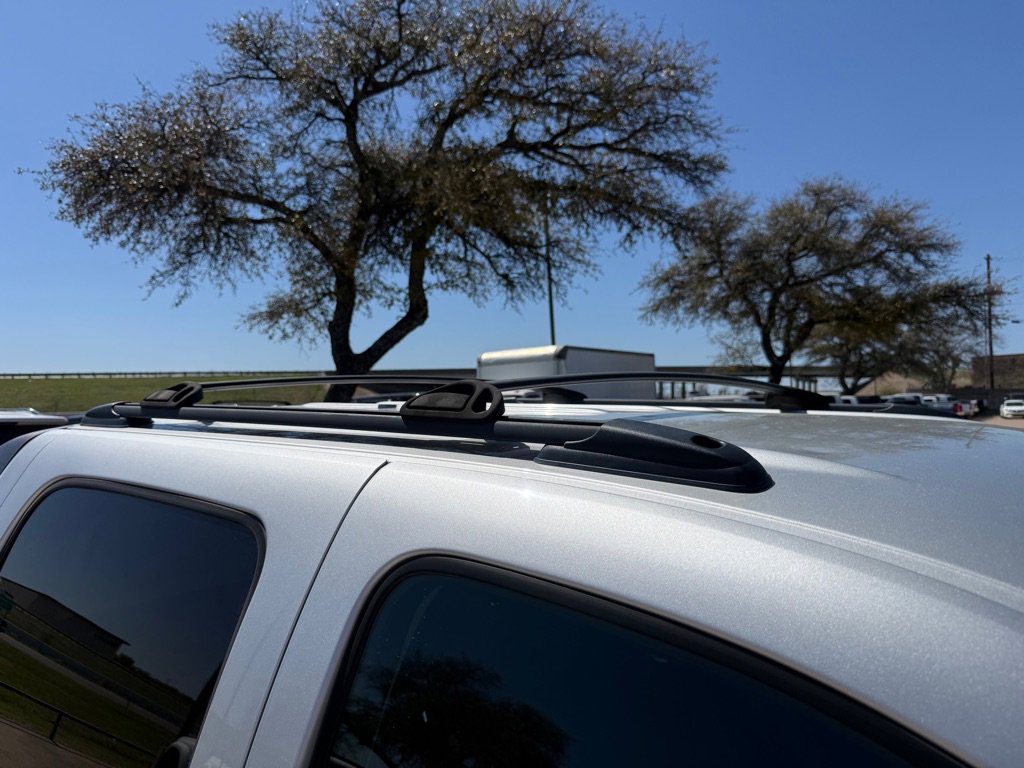 Used 2011 Chevrolet Avalanche LS image 12