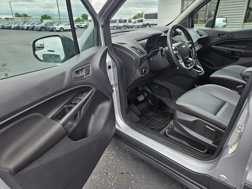 Used 2016 Ford Transit Connect XL FWD image 13