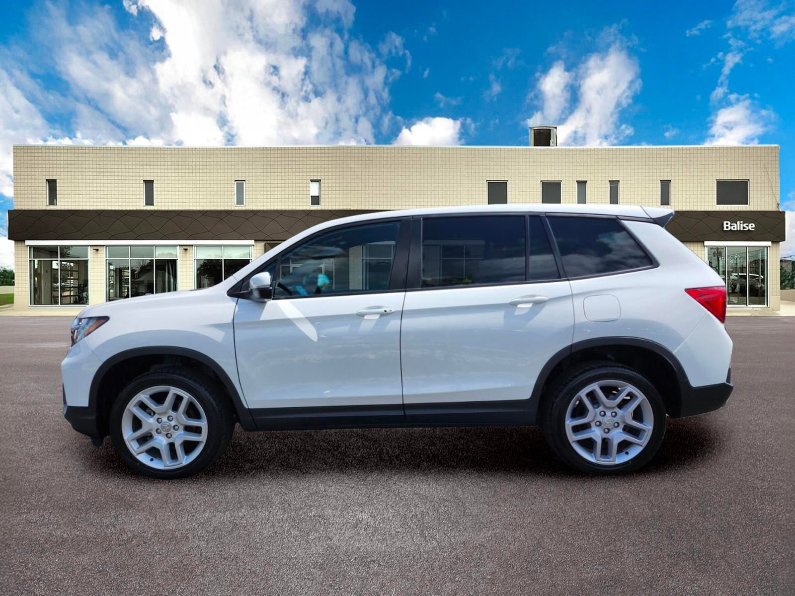 Used 2024 Honda Passport EX-L image 6