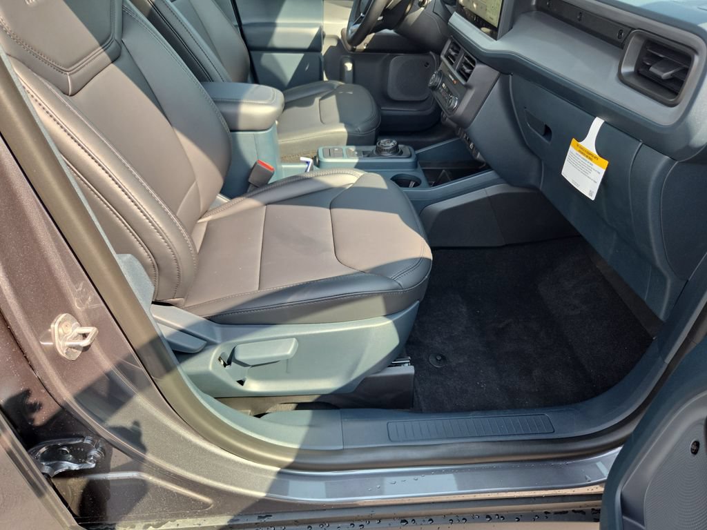 New 2026 Ford Maverick Lariat w/ Black Appearance Package AWD/4WD image 19