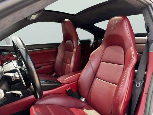 Used 2017 Porsche 911 Turbo S image 21