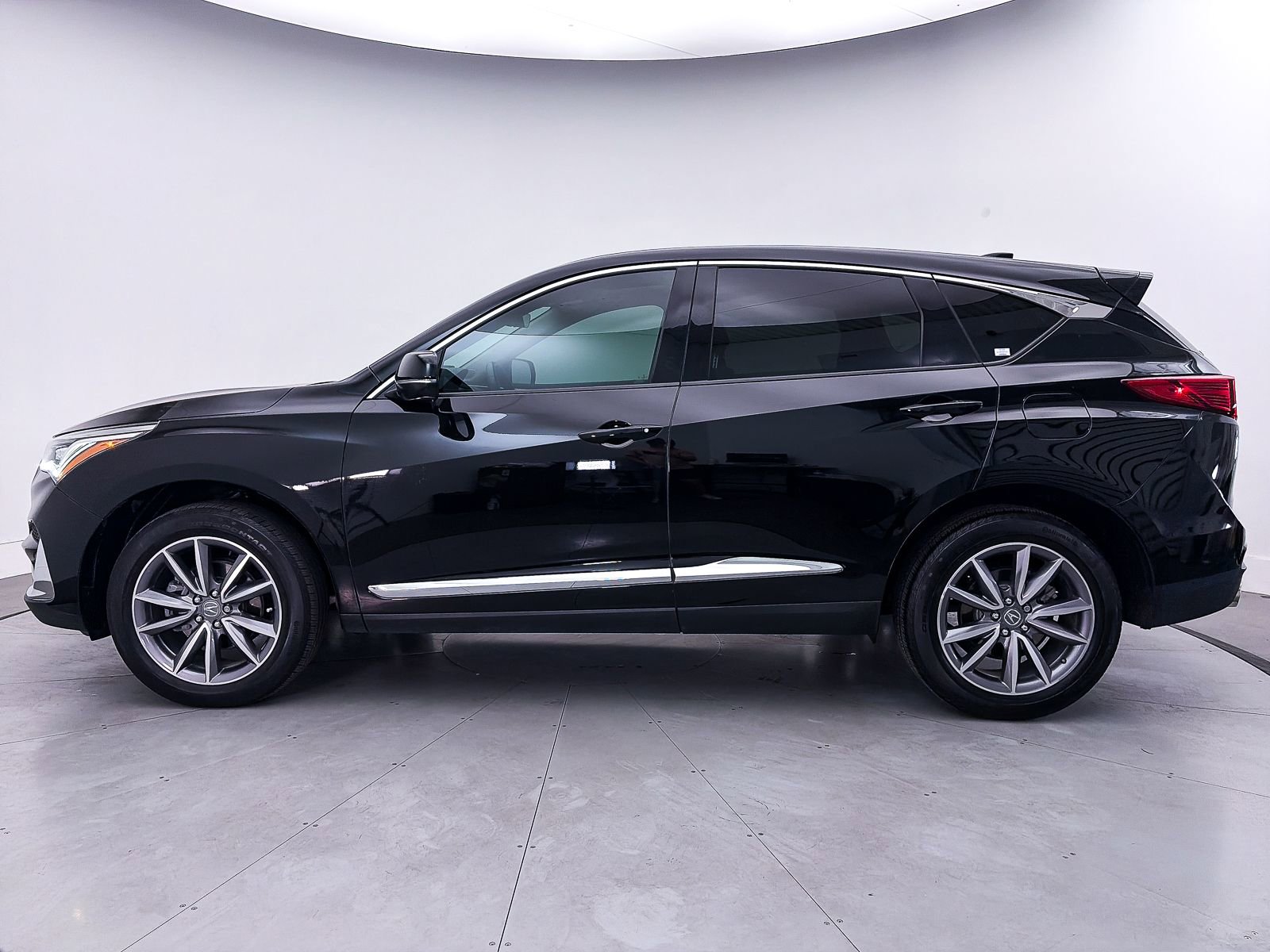 Used 2021 Acura RDX w/ Technology Package image 40