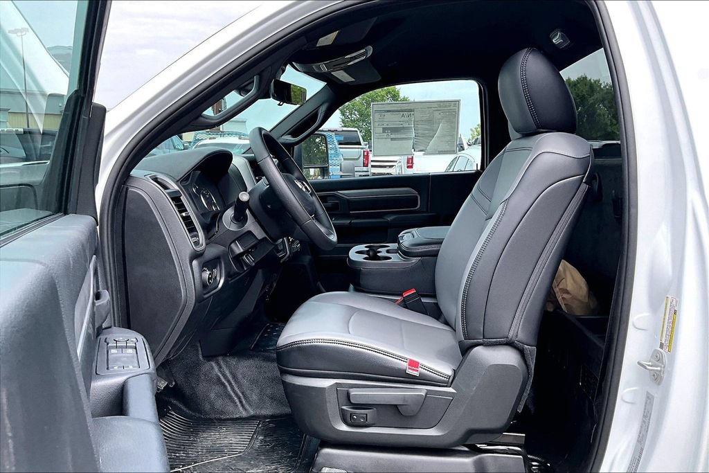 New 2027 RAM 3500 Tradesman AWD/4WD image 7