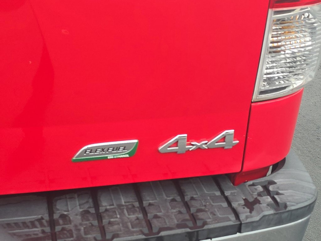Used 2012 Toyota Tundra 4x4 Double Cab w/ Tow Pkg image 9