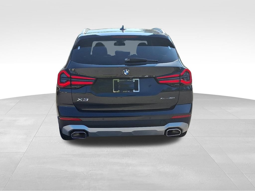 Used 2023 BMW X3 xDrive30i w/ Convenience Package AWD/4WD image 5