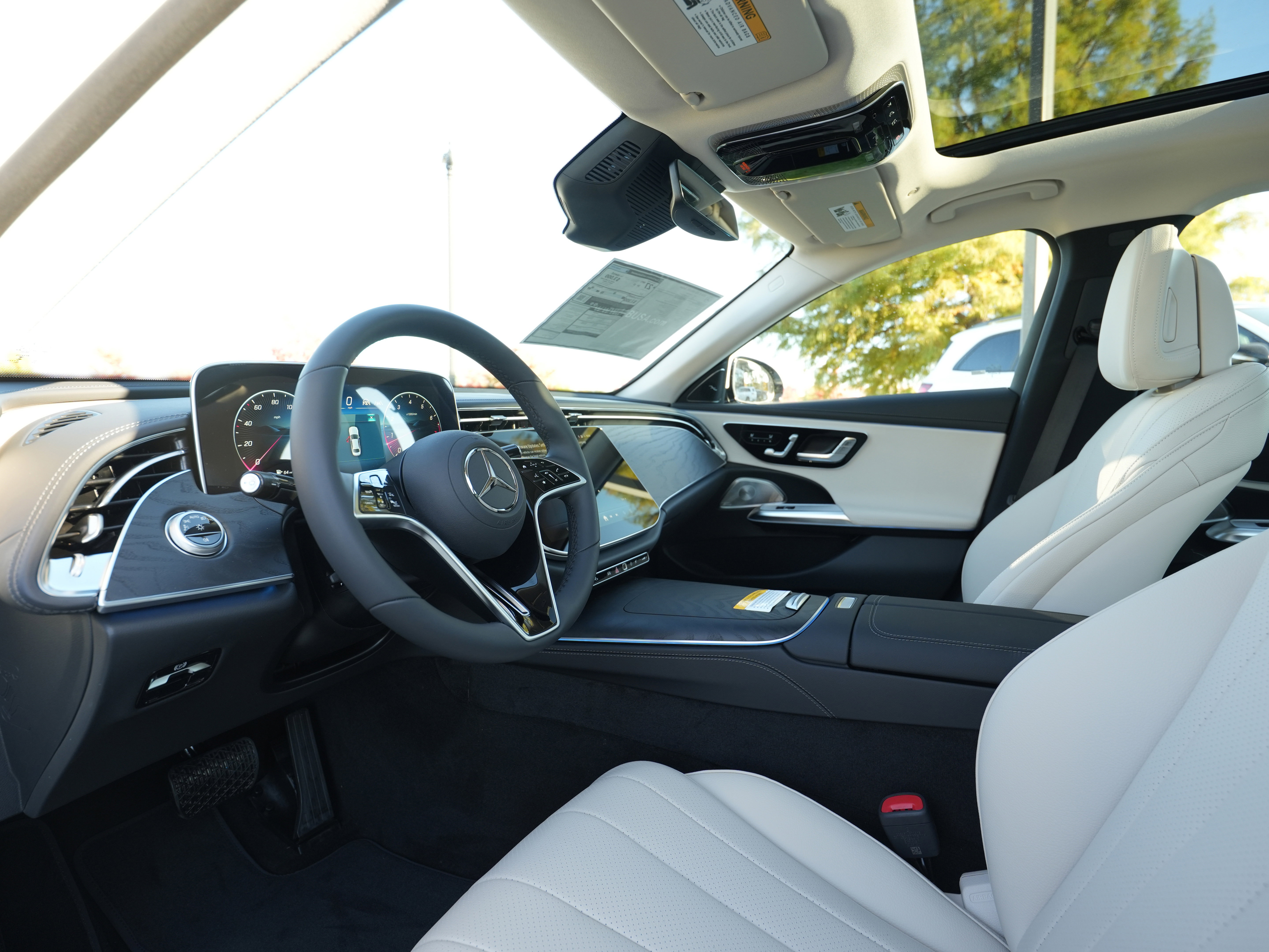 New 2026 Mercedes-Benz E 350 4MATIC Sedan image 34