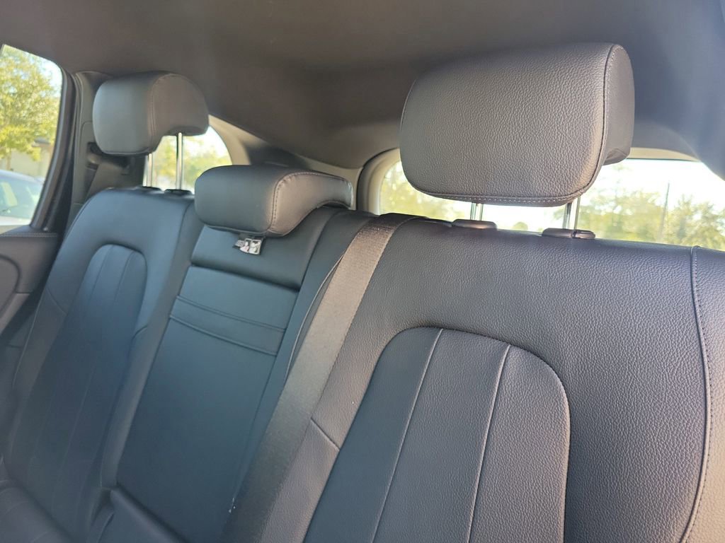 Used 2022 Mercedes-Benz GLB 250 image 16