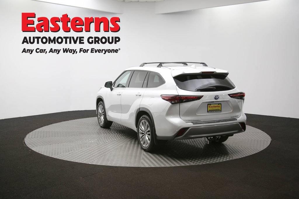 Used 2024 Toyota Highlander Platinum AWD/4WD image 71