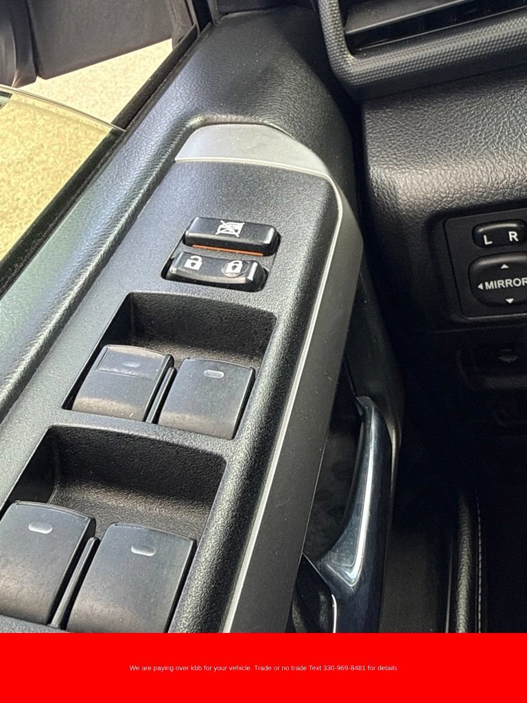 Used 2016 Toyota 4Runner SR5 AWD/4WD image 18
