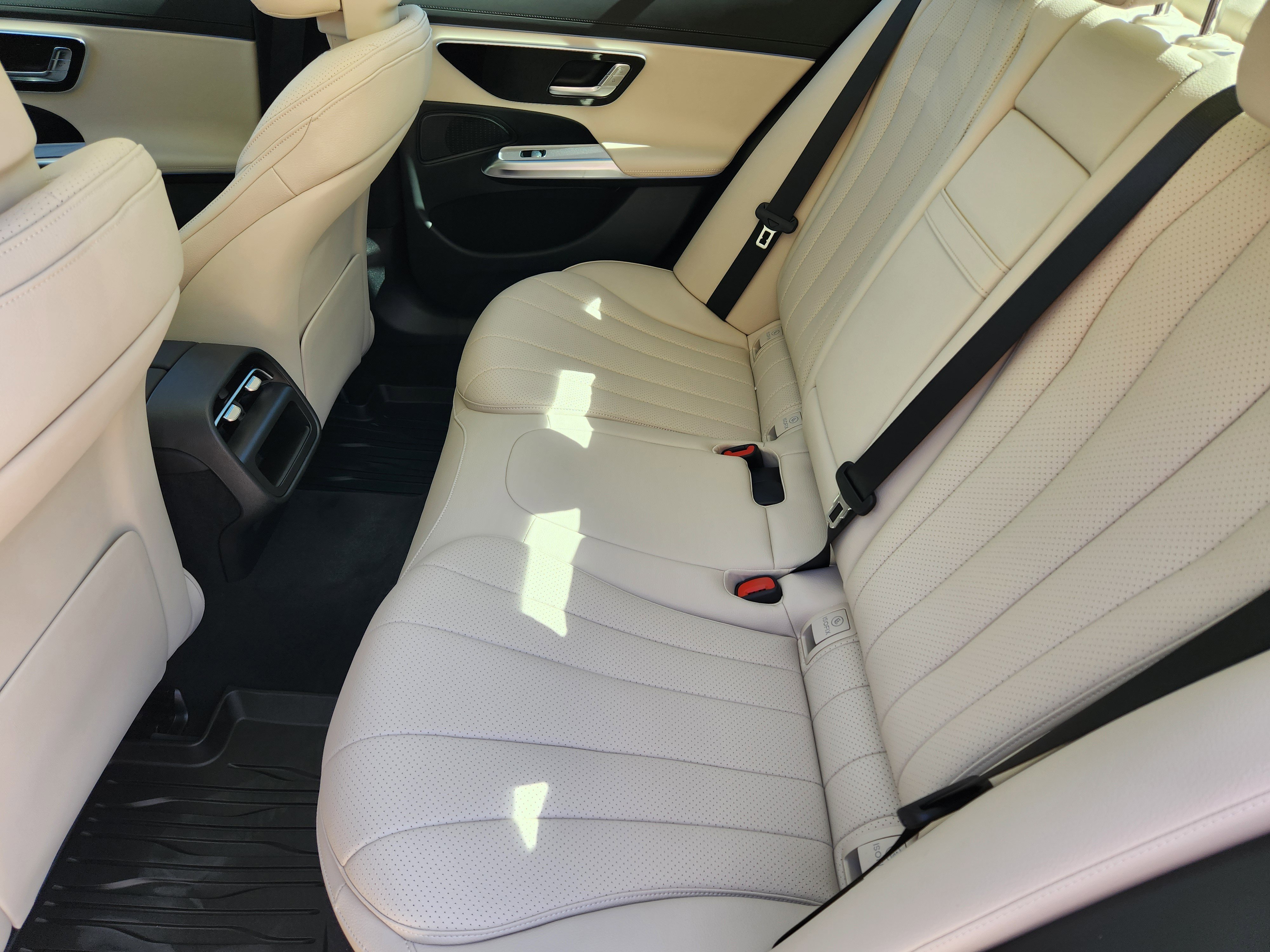 New 2026 Mercedes-Benz E 350 Sedan image 29