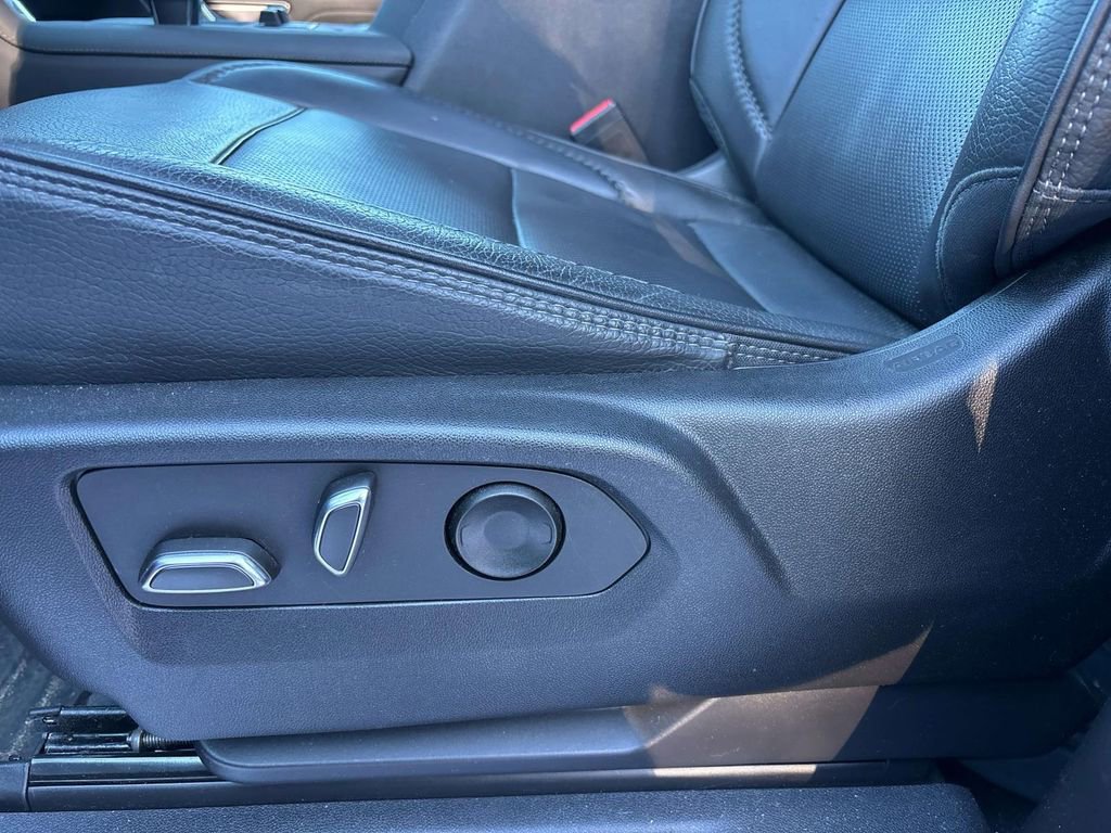 Certified 2022 GMC Sierra 1500 Denali image 6