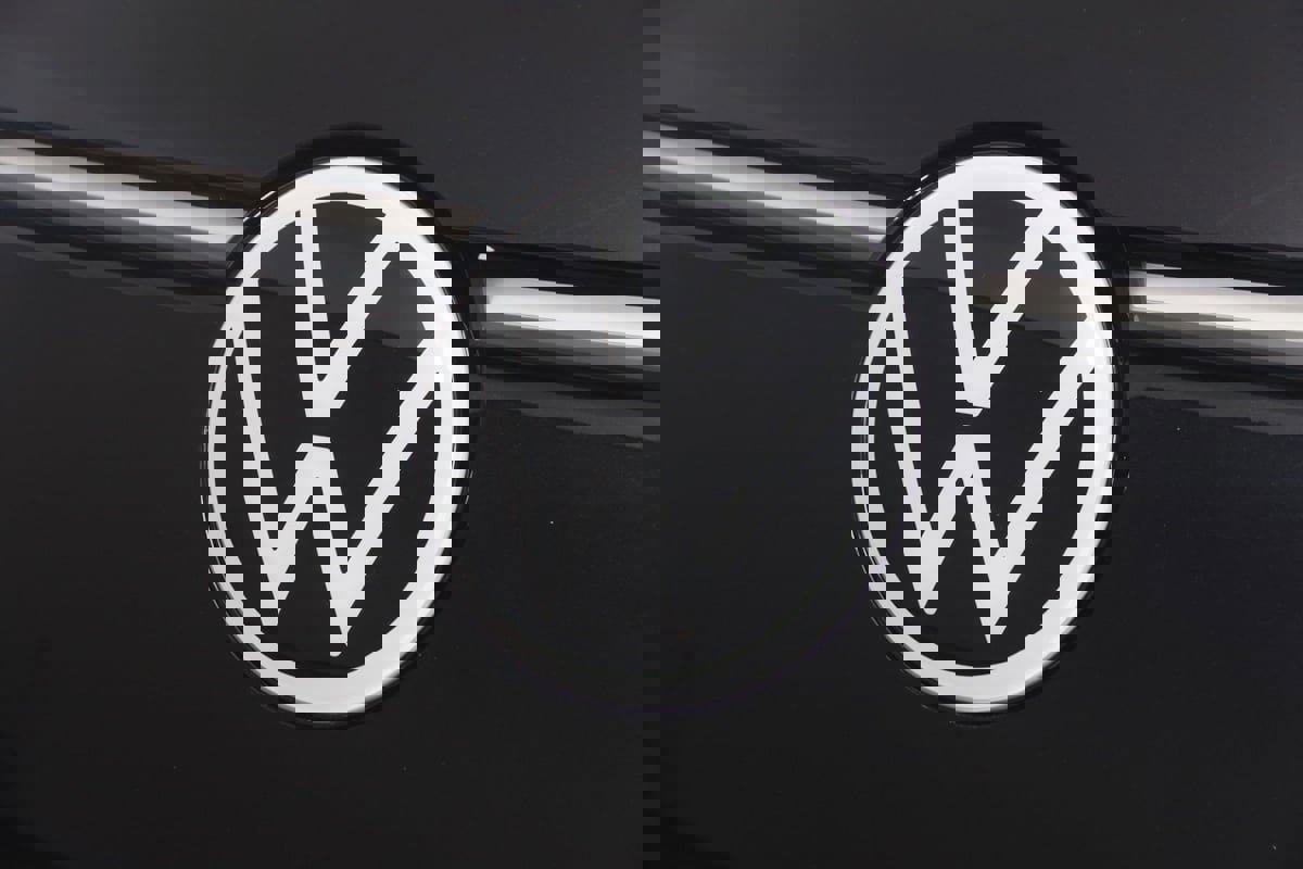 Used 2025 Volkswagen ID. Buzz Pro S image 18