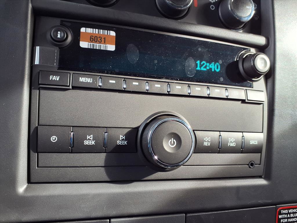 New 2025 GMC Savana 2500 w/ Driver Convenience Package RWD image 3