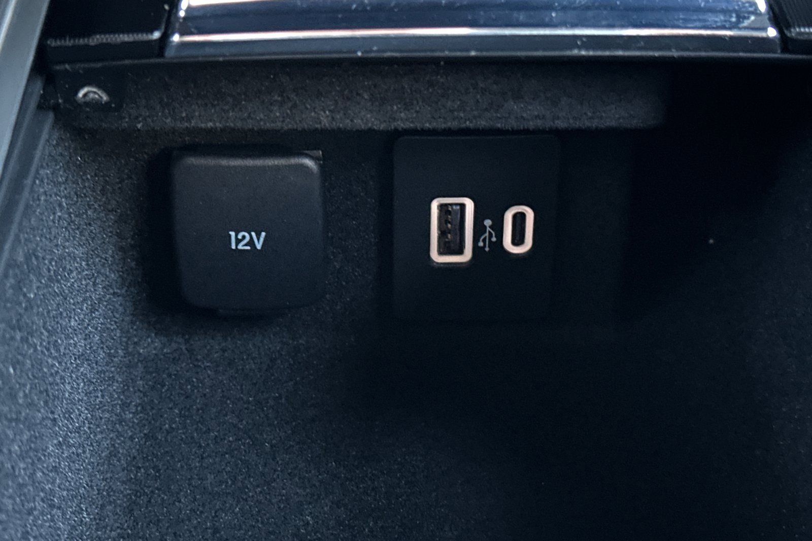 Used 2021 Lincoln Corsair AWD w/ Towing Package I image 29