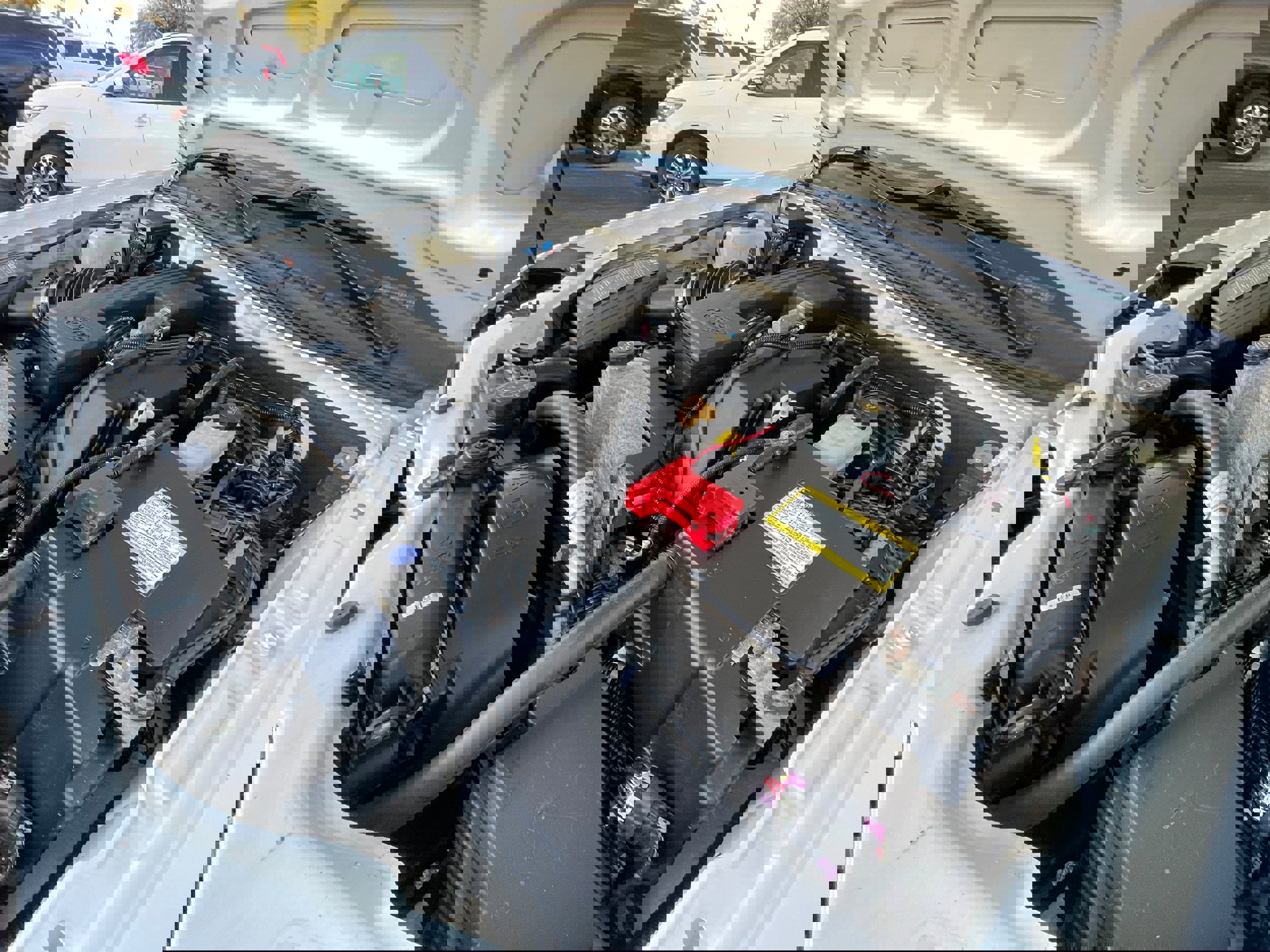 Used 2011 GMC Canyon SLE image 24