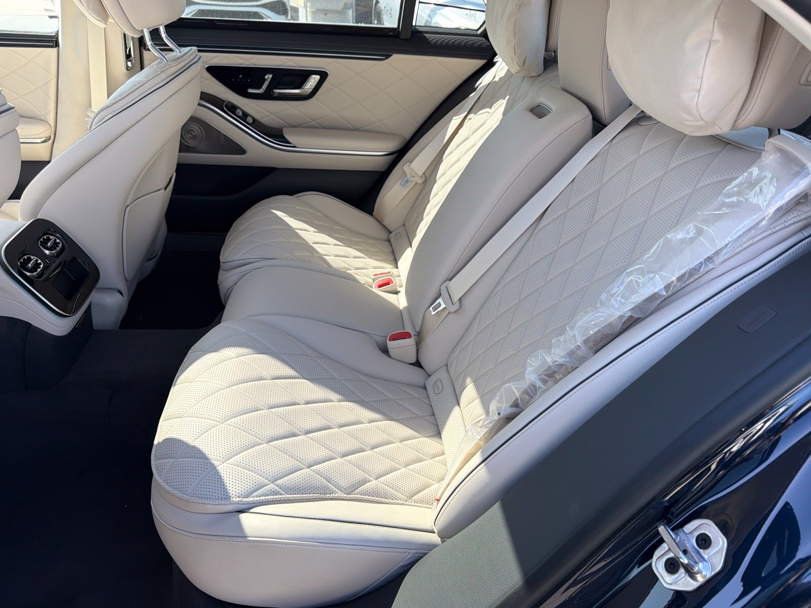 New 2027 Mercedes-Benz S 580 4MATIC Sedan image 28