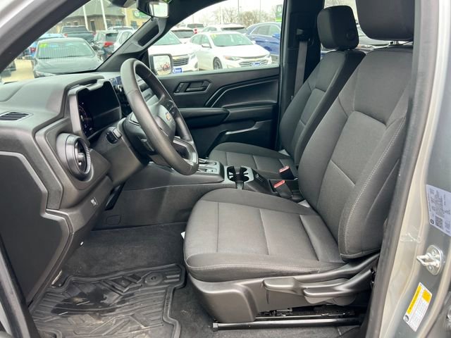 Used 2024 Chevrolet Colorado W/T image 13