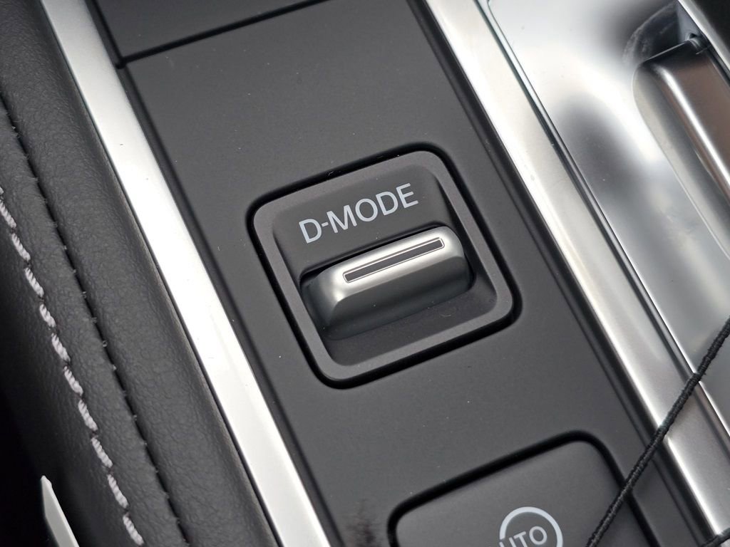 Certified 2025 INFINITI QX60 Luxe w/ Cargo Package image 9