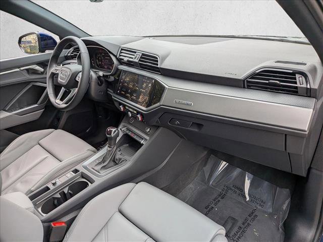 Certified 2025 Audi Q3 2.0T Premium w/ Convenience Package image 22