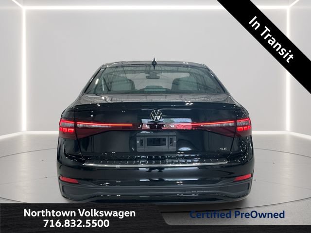 Used 2026 Volkswagen Jetta SE FWD image 4