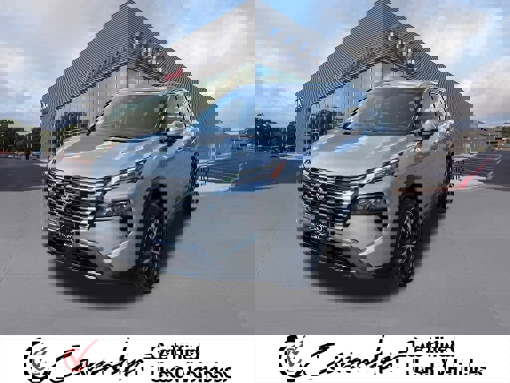 Used 2025 Nissan Rogue SL w/ SL Premium Package