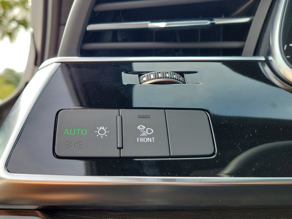 Used 2021 Audi Q7 2.0T Premium Plus AWD/4WD image 23