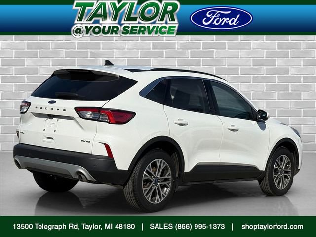Certified 2022 Ford Escape SEL image 3