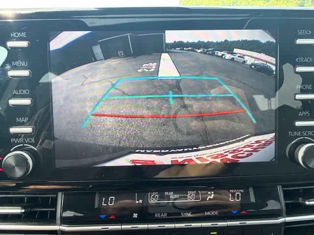 Used 2023 Toyota Sienna XLE FWD image 27