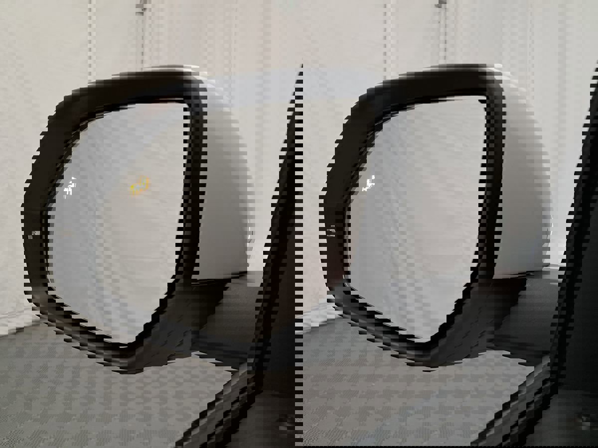 Used 2025 Volkswagen Atlas Cross Sport SE image 18