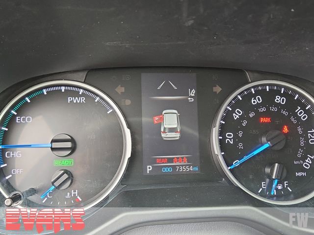 Used 2021 Toyota RAV4 LE image 3