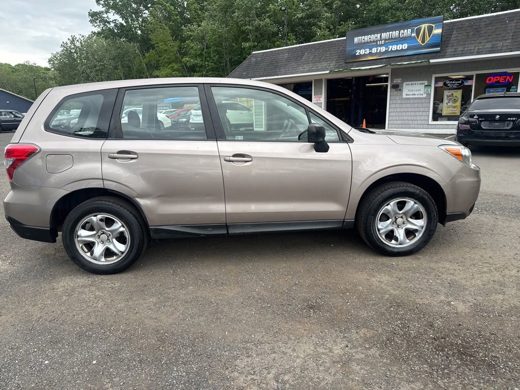 Used 2014 Subaru Forester 2.5i AWD/4WD image 7