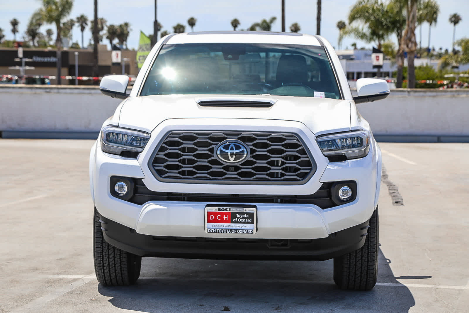Certified 2023 Toyota Tacoma TRD Sport w/ TRD Premium Sport Package AWD/4WD image 4