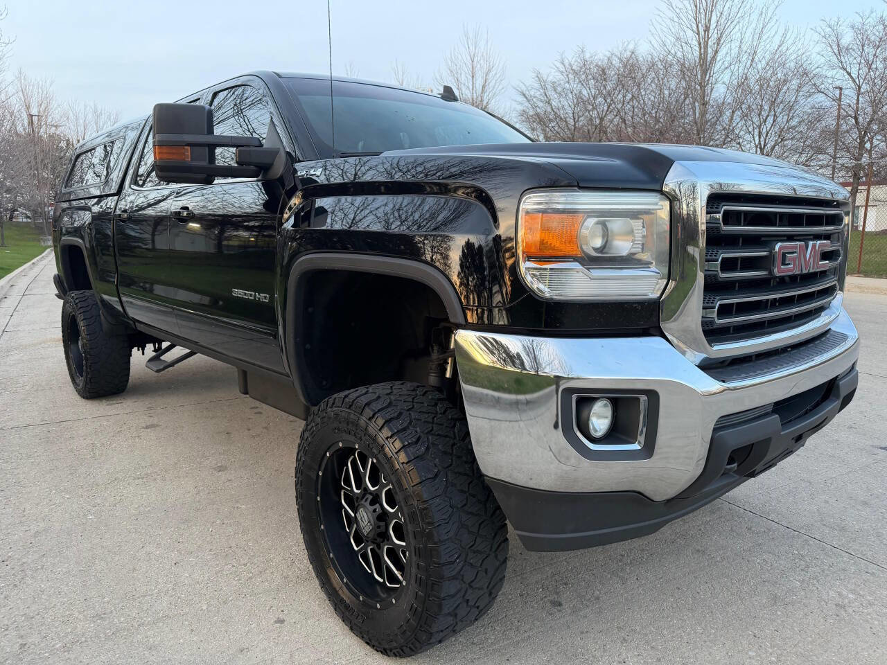 Used 2015 GMC Sierra 3500 SLE image 1