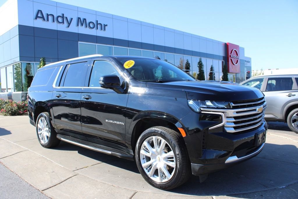 Used 2021 Chevrolet Suburban High Country image 1